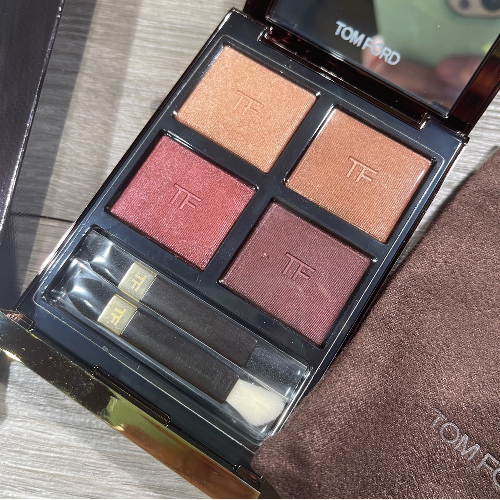 Tom Ford Eye Color Quad 04 Honey Moon Brand new Eyeshadow Palette